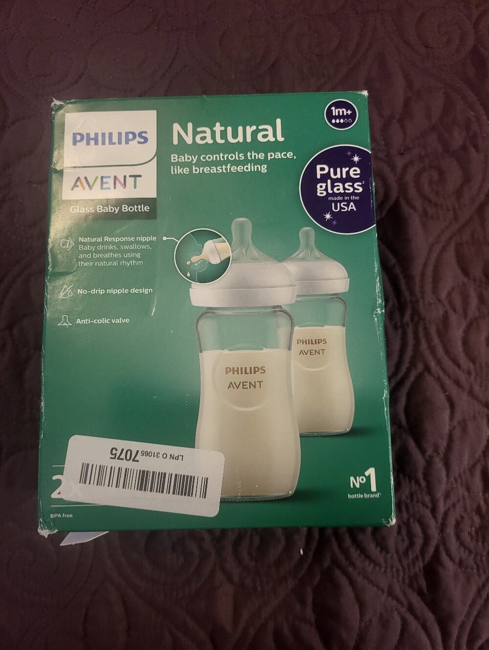 NIB Philips Avent Natural Response 1m+ Flow Rate 2 Glass Baby Bottles 8 oz